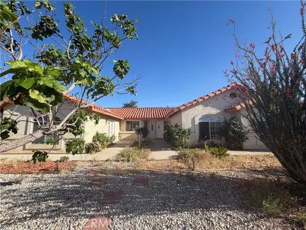 17695 linden st, Hesperia, CA 92345