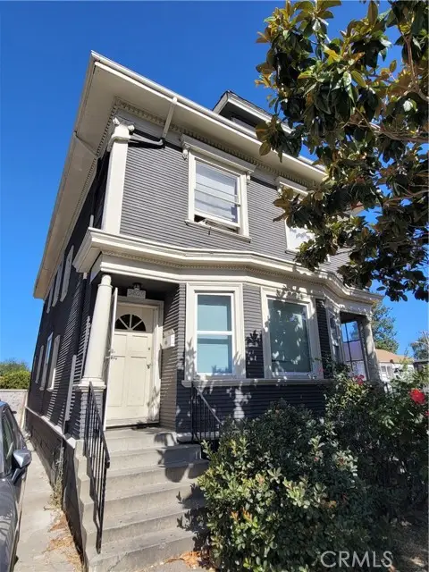 3869 Martin Luther King Jr. Way, Oakland, CA 94609