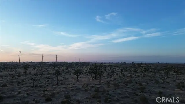 3098 La Mesa RD, Phelan, CA 92371 - #3