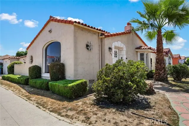 1030 80th, Los Angeles, CA 90044 - #2