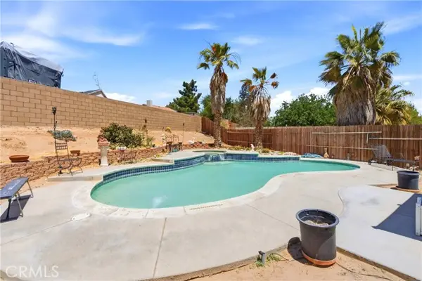 16433 Pauhaska, Apple Valley, CA 92307