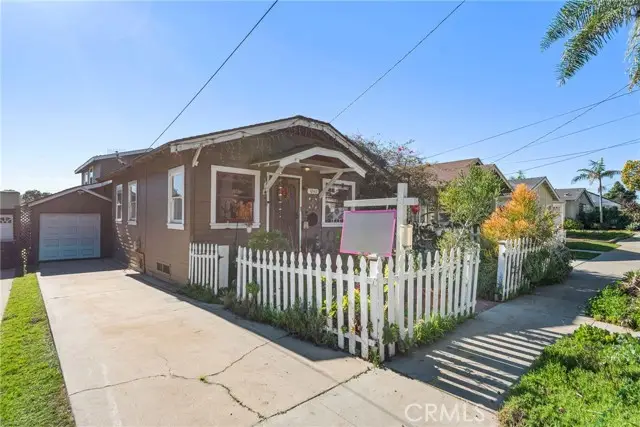 4240 15th, Long Beach, CA 90804 - #1