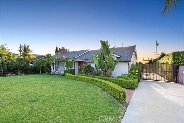 10011 Wiley Burke, Downey, CA 90240 - #3