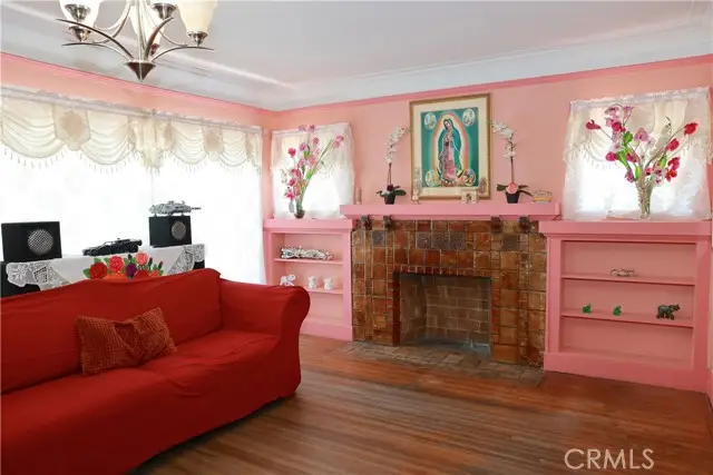 4131 Hobart, Los Angeles, CA 90062 - #2