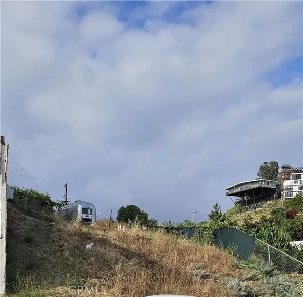 1142 Stone, Los Angeles, CA 90063