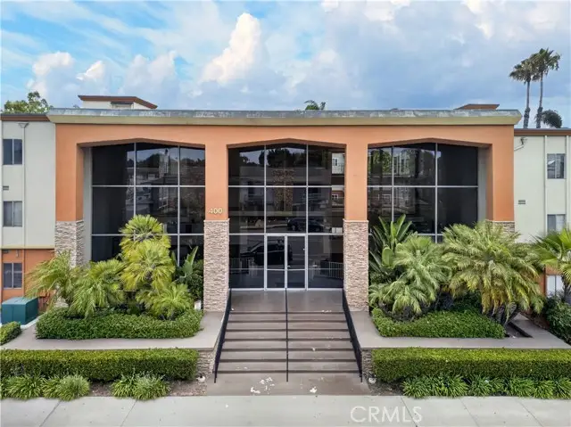 400 Acacia Avenue  #B17, Fullerton, CA 92831 - #2