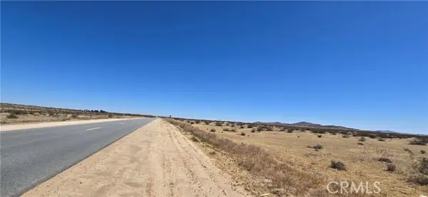 24000 Avenue J-8, Lancaster, CA 93535