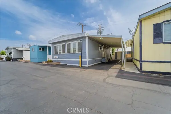 716 Grand  #J4, Covina, CA 91724