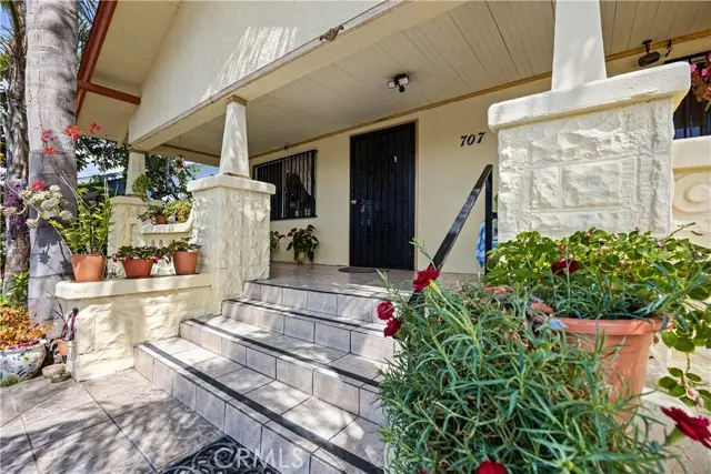 707 49th Street, Los Angeles, CA 90037 - #2
