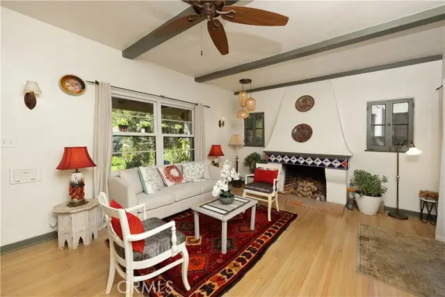 404 Vinedo Avenue, Pasadena, CA 91107 - #2
