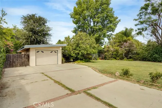 7911 Genesta, Van Nuys, CA 91406 - #3