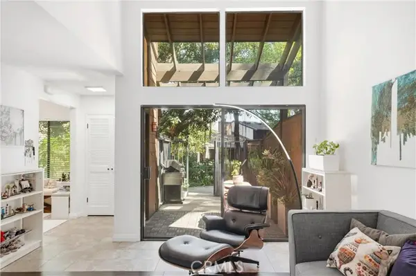 3669 Country Club Drive  #C, Long Beach, CA 90807