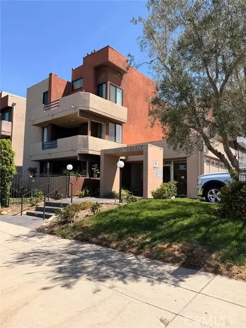 7826 Topanga Canyon Boulevard  #210, Canoga Park, CA 91304