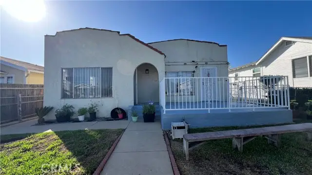 1127 Calzona, Los Angeles, CA 90023 - #1