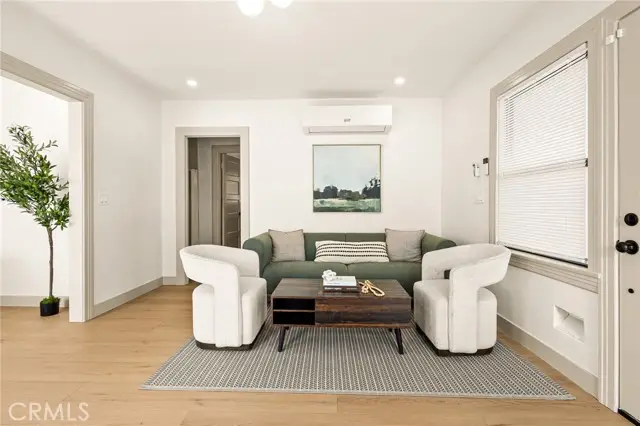 1132 56th, Los Angeles, CA 90037 - #3