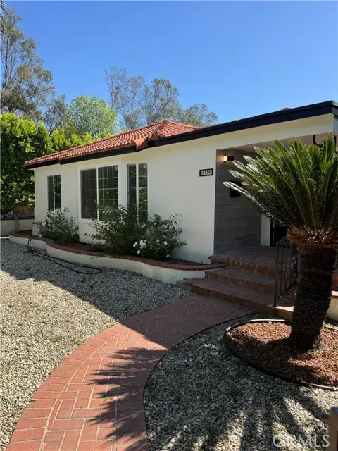5230 Seville, Encino, CA 91436