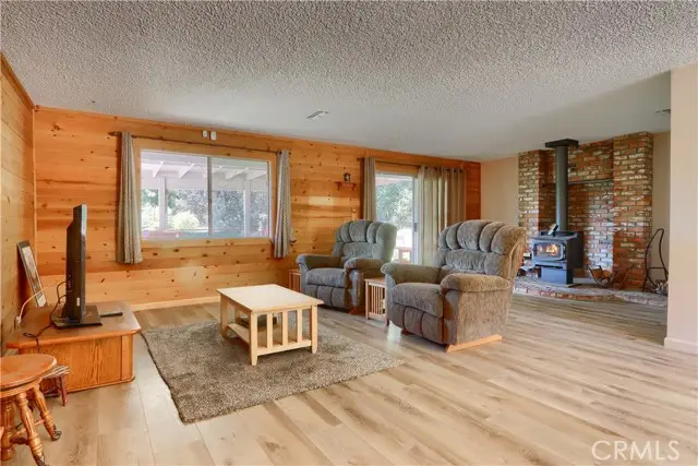 42275 Buckeye Road, Oakhurst, CA 93644 - #2