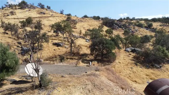 38938 Pepperweed Rd, Squaw Valley, CA 93675 - #2