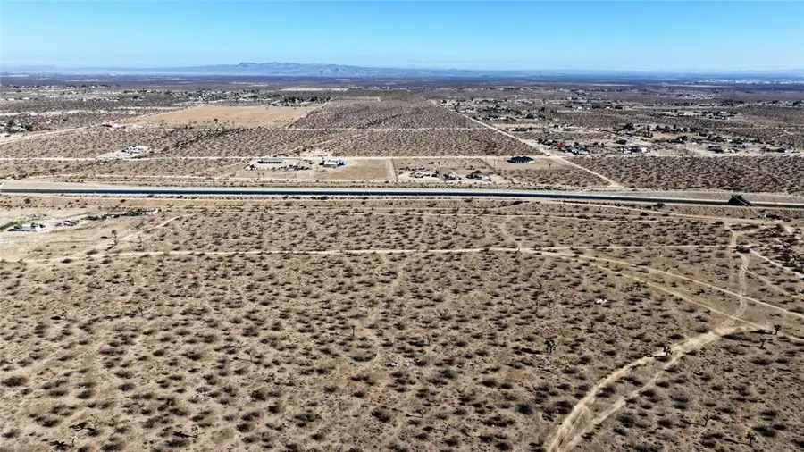 6720 Sacramento Road, Phelan, CA 92371 - #3