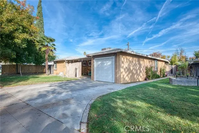 2407 Ashcroft Court, Fresno, CA 93726 - Image #1