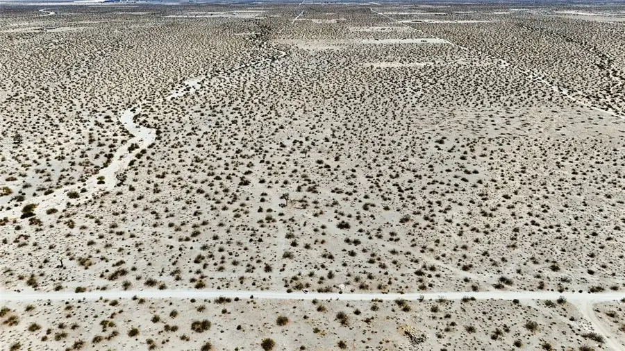 14999 Mojave Drive, Phelan, CA 92371 - #3