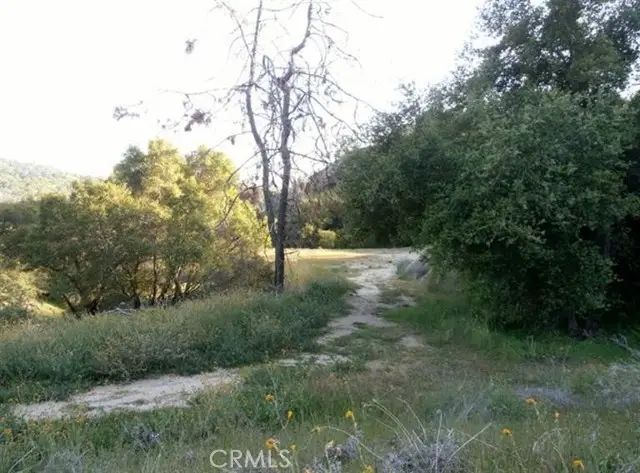 37 Lynx Lane, Prather, CA 93651 - Image #2