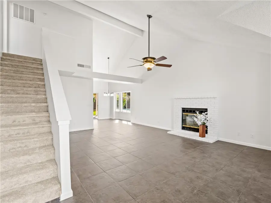 1631 Deyoung, Fresno, CA 93720 - #3