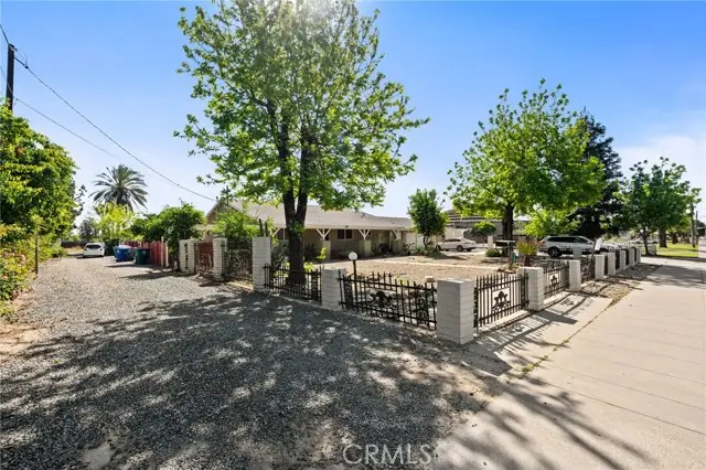 3280 McCall Ave, Selma, CA 93662 - #2
