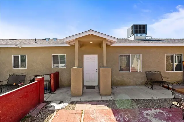 3280 McCall Ave, Selma, CA 93662 - #3