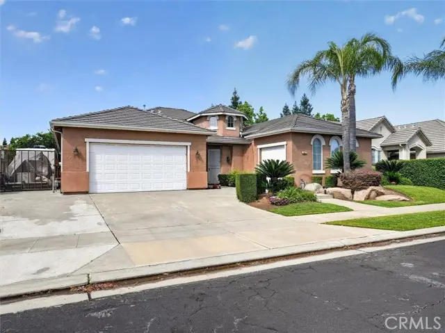 2927 Browning Avenue, Clovis, CA 93611 - #3