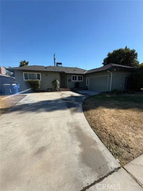 2938 Willis, Fresno, CA 93726