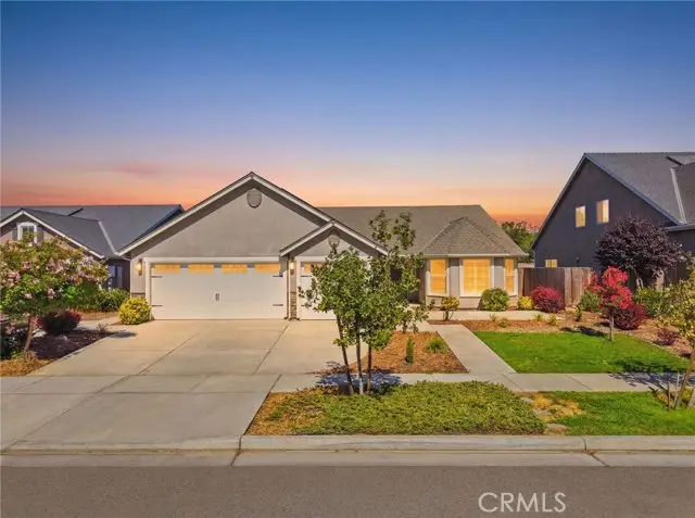2081 Madeline Drive, Hanford, CA 93230 - #1