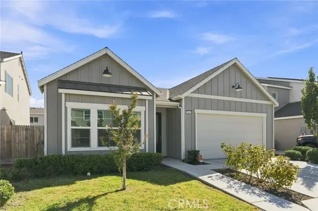 5846 Truman, Fresno, CA 93727 - #1