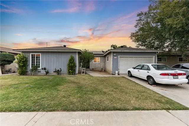 119 Norwich Avenue, Clovis, CA 93612 - #1