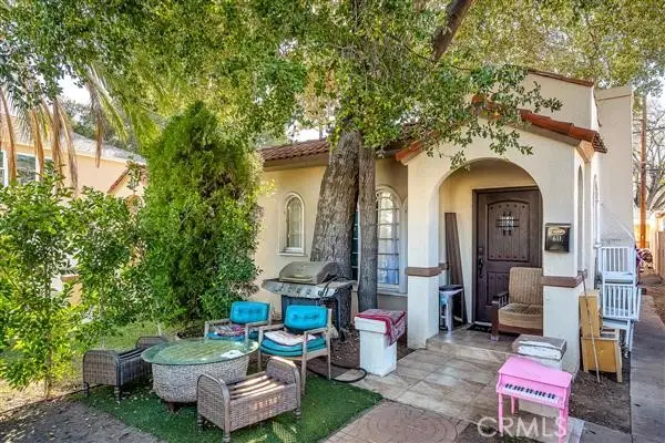 609 Corwin Avenue, Glendale, CA 91206 - #2