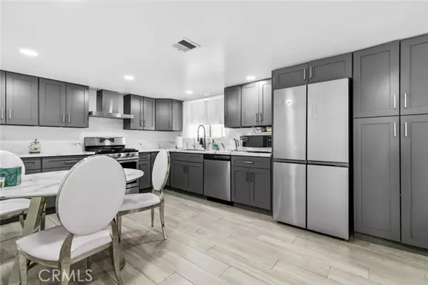 8801 Cedros Avenue  #7, Panorama City, CA 91402