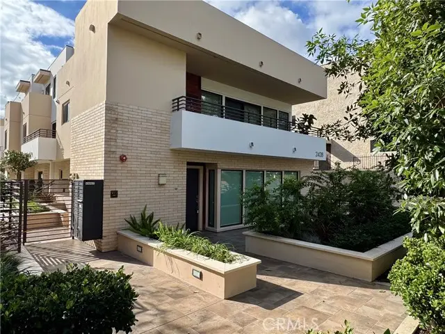 2428 E Del Mar Boulevard  #101, Pasadena, CA 91107 - #1