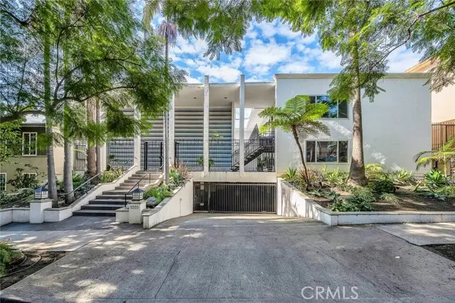 1255 Harper  #23, West Hollywood, CA 90046 - Image #2