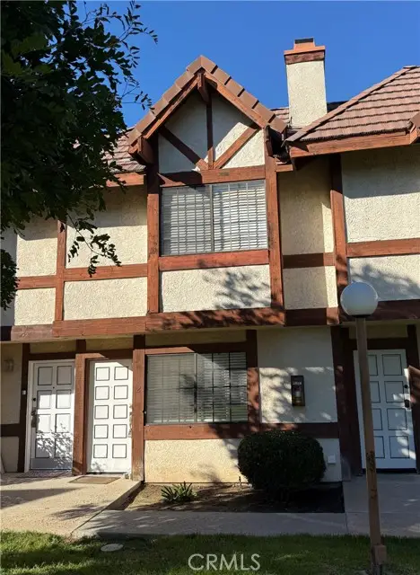 9325 Sunland Park Drive  #2, Sun Valley, CA 91352 - Image #1