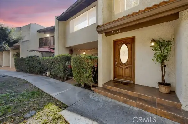 7764 Via Capri, Burbank, CA 91504