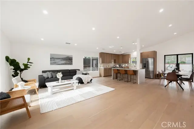 18511 Dylan Street, Porter Ranch, CA 91326 - Image #2