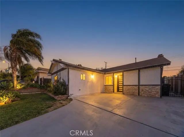 19512 Steinway Street, Canyon Country, CA 91351 - #1