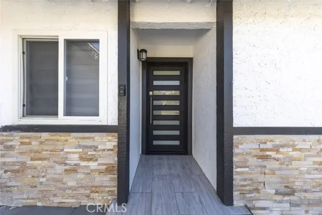 19512 Steinway Street, Canyon Country, CA 91351 - #3