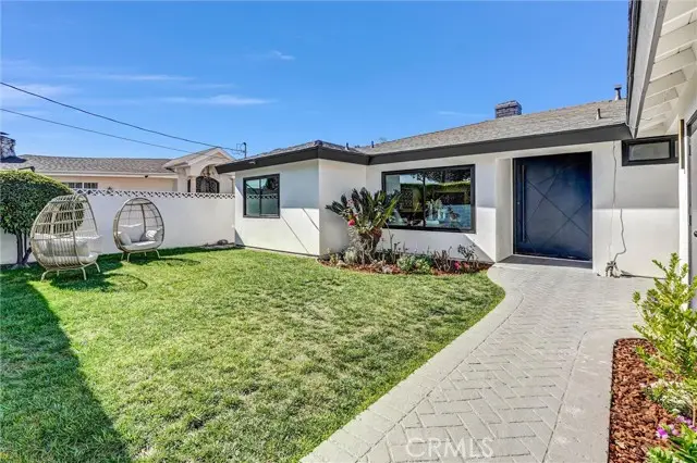 6847 Katherine, Van Nuys, CA 91405 - Image #3