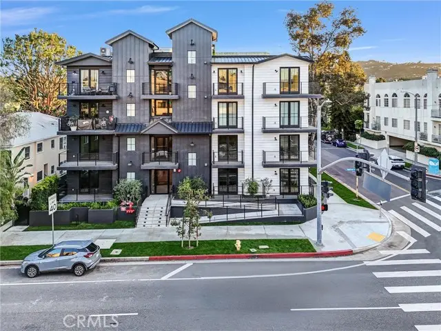 10352 Riverside Drive  #203A, Toluca Lake, CA 91602 - #1