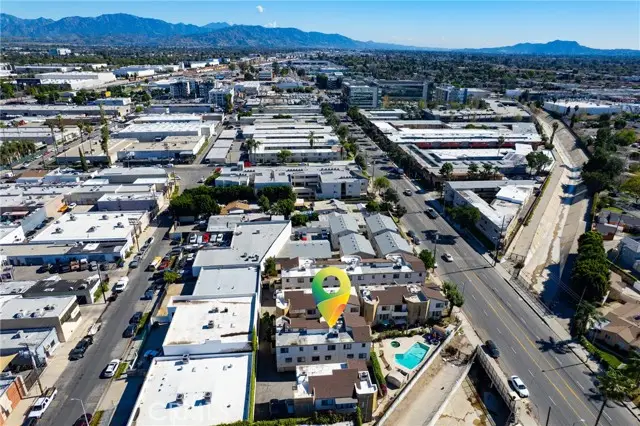 14715 Saticoy Street  #14, Van Nuys, CA 91405 - #3