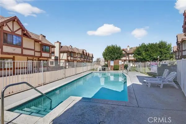 9325 Sunland Park Drive  #2, Sun Valley, CA 91352