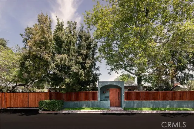 5108 Strohm, North Hollywood, CA 91601 - #2