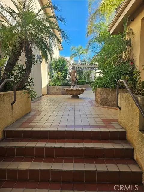 415 Dryden Street  #101, Glendale, CA 91207 - #2