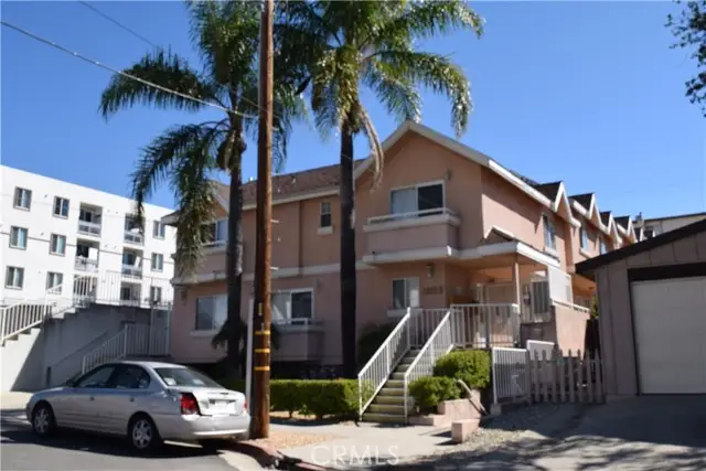 10128 Hillhaven, Tujunga, CA 91042 - #1